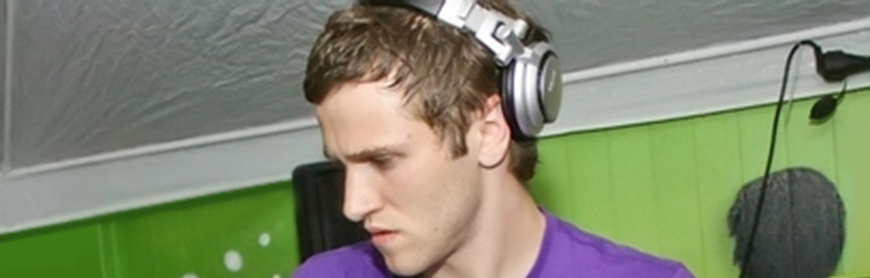 <h2 class="banner">GUNNAR</h2>